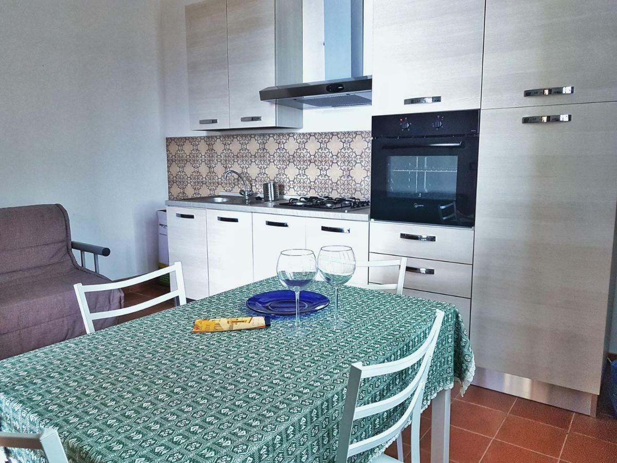 Casa Vacanza "La Piazzetta" 마르자메미 외부 사진
